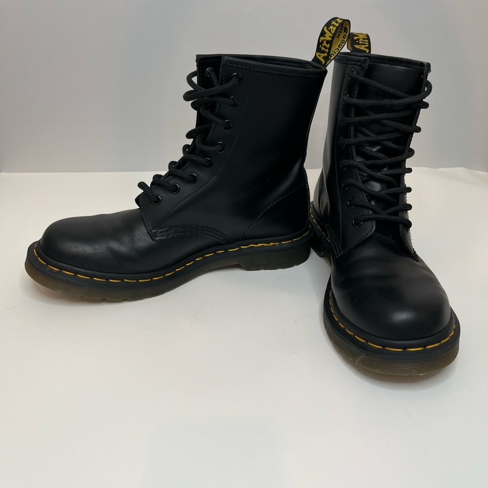 DOC MARTENS